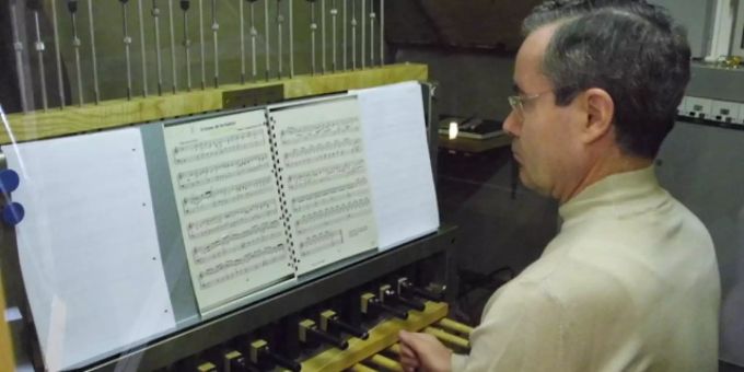 Carillonneur Andreas Friedrich.