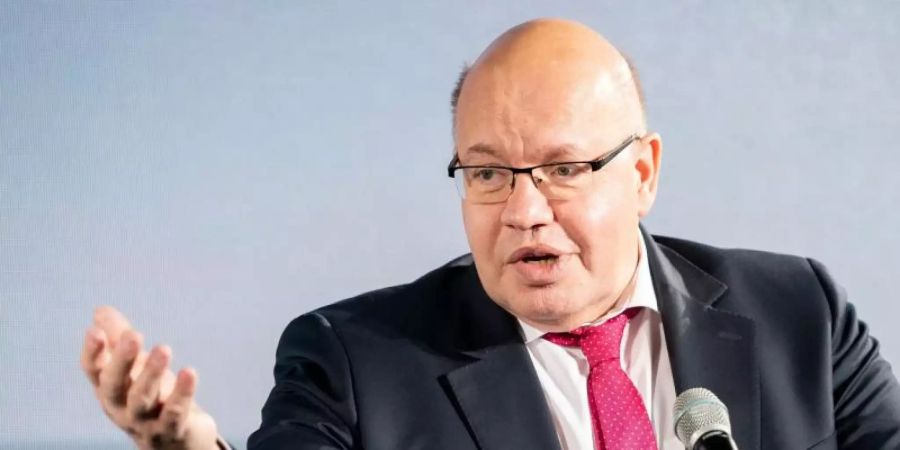 Der Branchenverband VDA war an Altmaier herangetreten, weil der Chip-Mangel die Autoproduktion erheblich beeinträchtigt. Foto: Kay Nietfeld/dpa