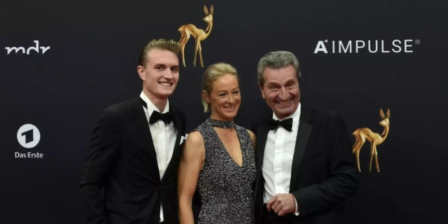 Oettinger mit Frau Friederike Beyer und Sohn Alexander 2019