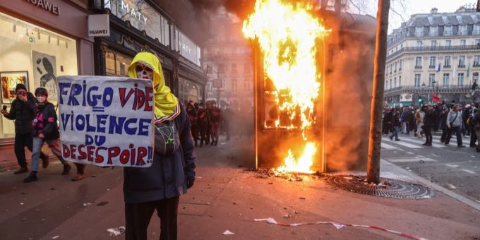 In Frankreich wird intensiv gegen die Rentenreform protestiert. Frankreich