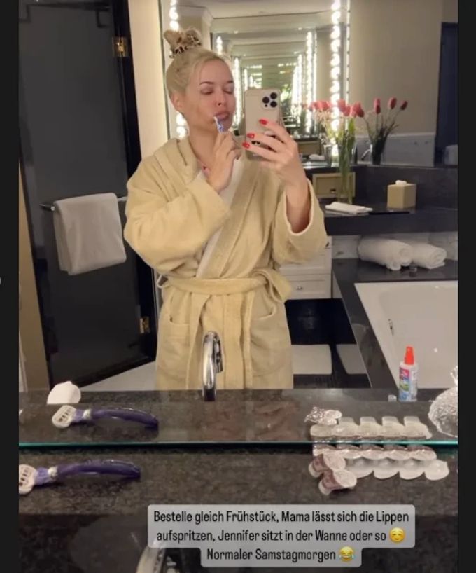 Daniela Katzenberger verrät ihren Fans, dass sich ihre Mutter am frühen Morgen im Spa-Urlaub ihre Lippen aufspritzen liess. Daniela Katzenberger