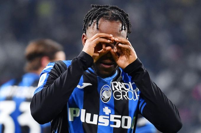 Wie bei YB ziert Plus500 auch das Trikot von Atalanta Bergamo. Atalanta Bergamo