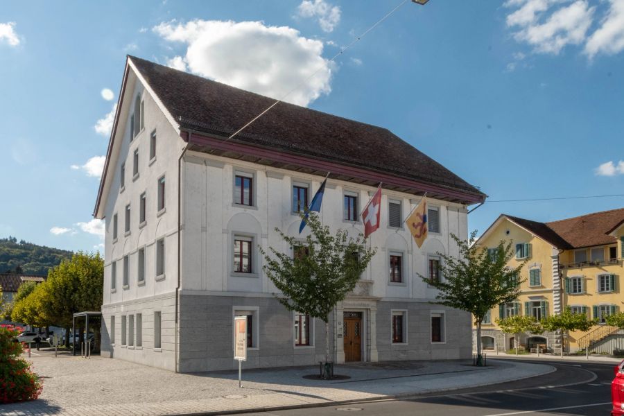 Das Gemeindehaus in Reinach (AG).