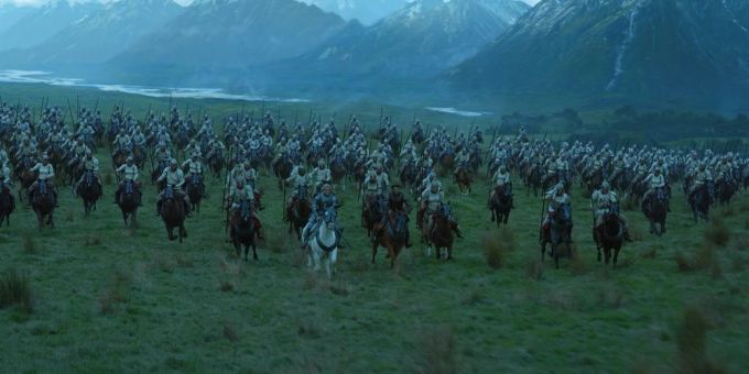 Peta kritisiert die Produzenten von «Der Herr der Ringe: Die Ringe der Macht», nachdem ein Pferd am Set gestorben ist. Peta kritisiert die Produzenten von «Der Herr der Ringe: Die Ringe der Macht», nachdem ein Pferd am Set gestorben ist.