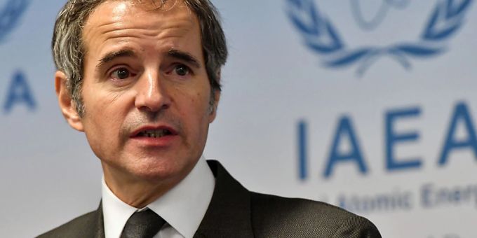 Der Generaldirektor der Internationalen Atomenergie-Organisation (IAEA), Rafael Mariano Grossi, spricht während einer Pressekonferenz am Sitz der Organisation in Wien. Rafael Mariano Grossi