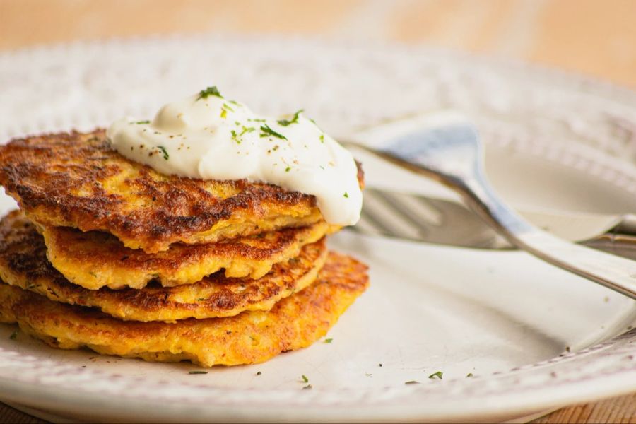 Kartoffelrösti Sauerrahm, Lachs Spargel