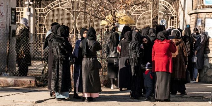 Afghanische Frauen sind von einer katastrophalen Gesundheitsversorgung betroffen. (Archivbild) Frauen in Afghanistan