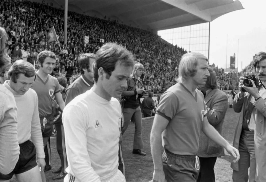 1973 gewinnt der FC Zürich den Cupfinal im Wankdorf-Stadion in Bern gegen den FC Basel nach Verlaengerung mit 2:0.