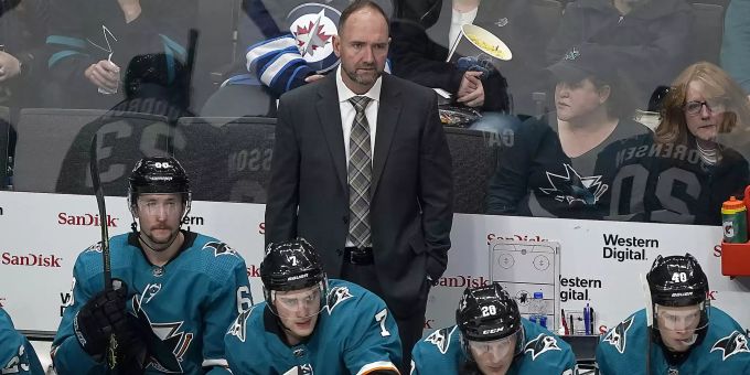Fünf Pleiten en suite - San Jose Sharks werfen Coach Peter DeBoer raus