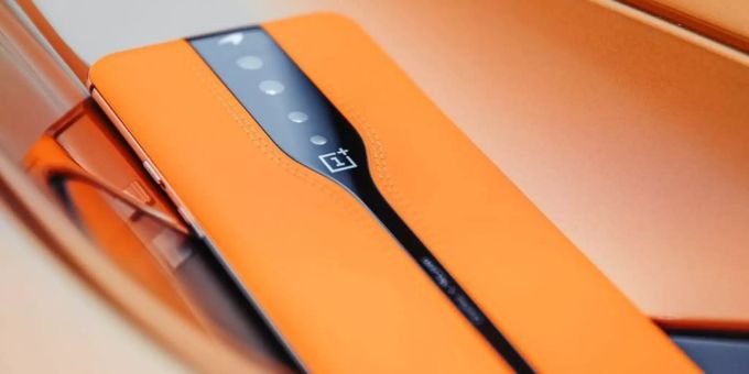 Die Kamera des OnePlus Concept One wird nur dann sichtbar, wenn man sie benutzt. Oneplus concept one