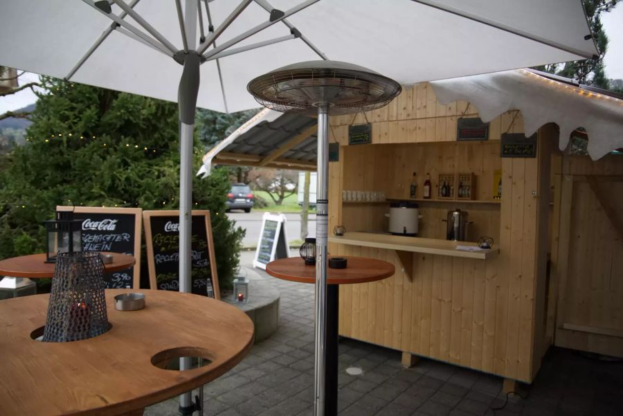Der Glühweinstand der Cafe Bar 21