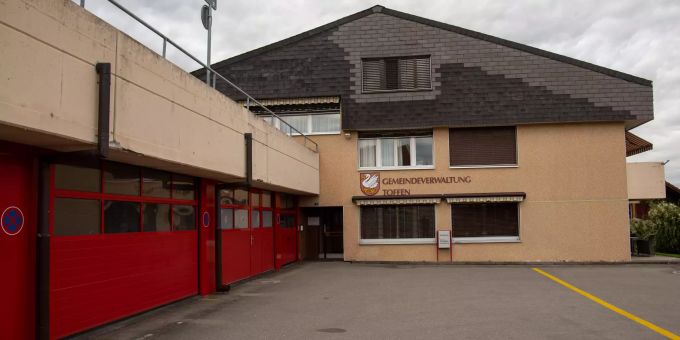 Die Regio Feuerwehr und Gemeindeverwaltung in Toffen. Die Regio Feuerwehr und Gemeindeverwaltung in Toffen.