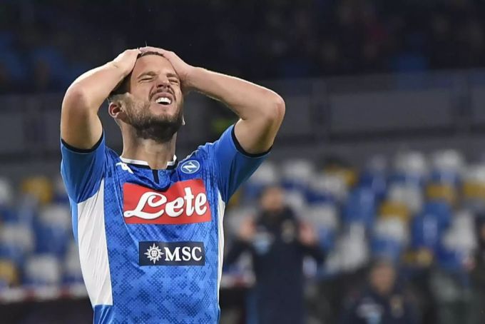 Dries Mertens ist auf dem Absprung in Richtung Mailand. SSC Neapel