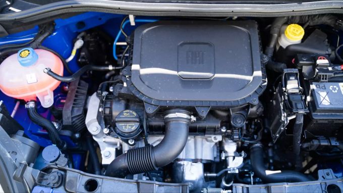 Kraft der zwei Herzen: der neue Firefly-Motor wird von 20Nm Elektro-Boost unterstützt 2020 Fiat Panda Hybrid