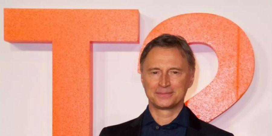 Robert Carlyle