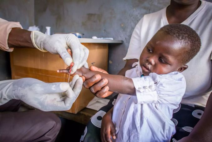 Nicht alle können sich eine medizinische Behandlung leisten. World Vision