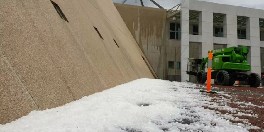 Hagel in Canberra