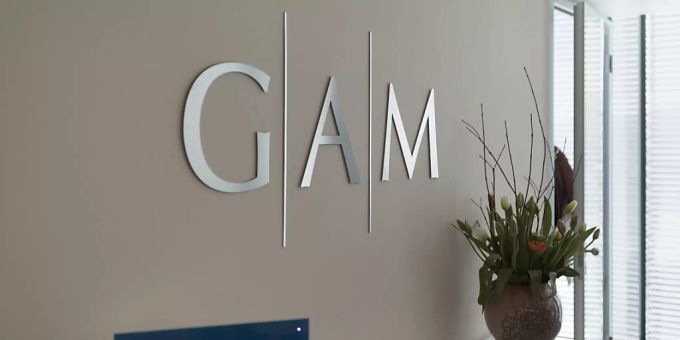 Logo von GAM an einer Hauswand. (Archivbild) GAM