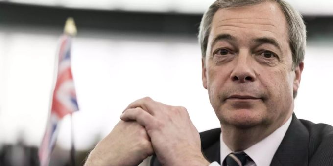 Nigel Farage, der Chef der Brexit-Partei. nigel farage prinz charles