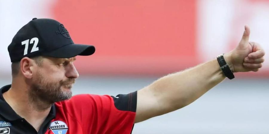 Paderborns Trainer Steffen Baumgart hofft auf ein gutes Spiel gegen den FC Bayern. Foto: Friso Gentsch
