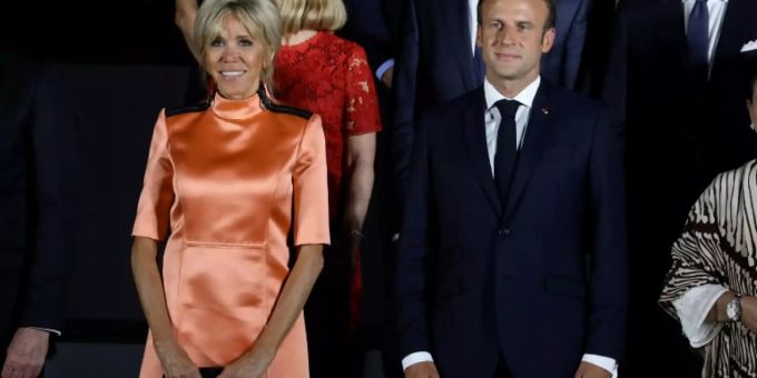 Paris - Brigitte Macron sagt Online-Mobbing den Kampf an