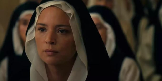 «Benedetta» tritt als junge Novizin in das Kloster ein. «Benedetta»