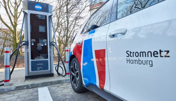 Siemens: Chef Roland Busch befürchtet zu wenig Arbeitskräfte für den digitalen Wandel zu finden. Roland Busch