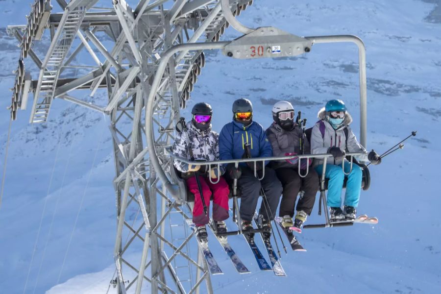 Über Weihnachten zieht es viele in die Schweizer Skigebiete.