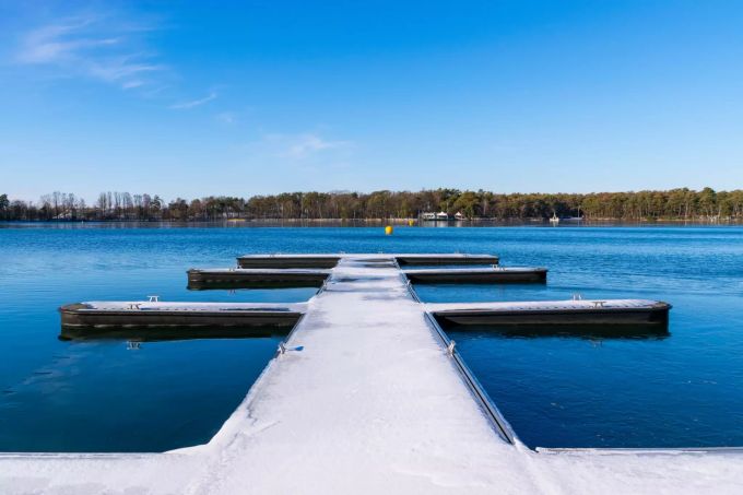 Die richtige Vor- und Nachbereitung ist beim Eisbaden wichtig. Eisbaden