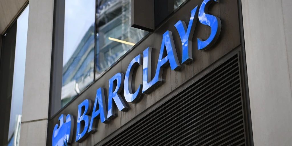 Barclays steigert Gewinn stärker als erwartet