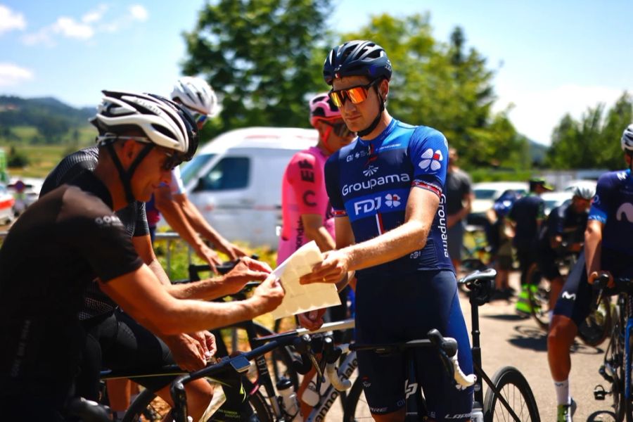 Bei der Abschieds-Fahrt dabei waren unter anderem Stefan Küng, Stefan Bissegger, Silvan Dillier, Marlen Reusser und Fabian Cancellara.