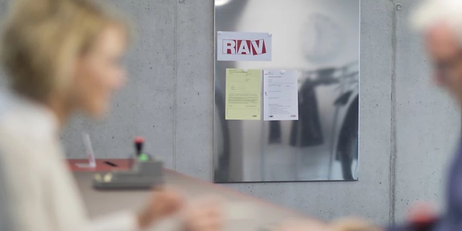 Die Suche nach einem neuen Job könnte künftig mehr Zeit in Anspruch nehmen. Davon gehen jedenfalls Stellensuchende aus, wie eine Umfrage zeigt.(Symbolbild)
