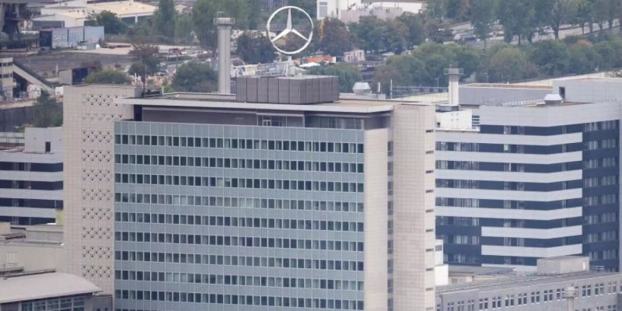 Das Mercedes-Benz Werk Untertürkheim. Der Standort soll künftig mehr Elektro-Aufgaben bekommen als ursprünglich geplant. Foto: Marijan Murat/dpa