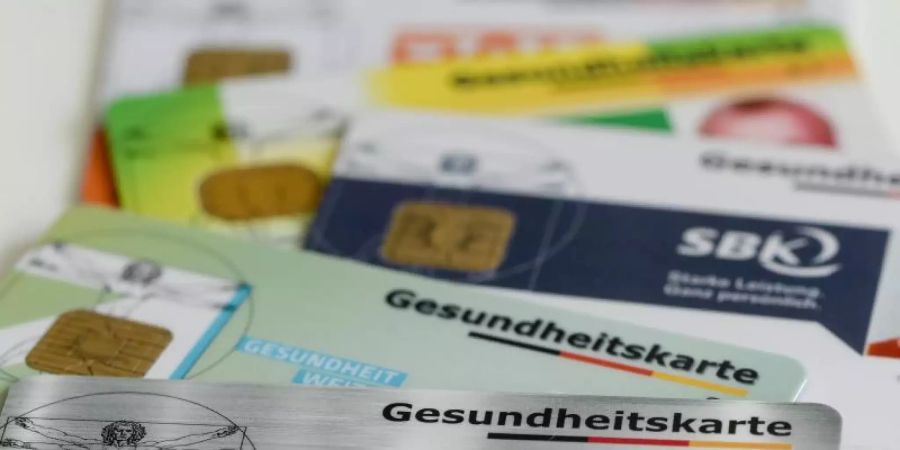 Der Gesamtbeitrag der Krankenkassen umfasst den allgemeinen Satz von 14,6 Prozent und den kassenindividuellen Zusatzbeitrag. Foto: Jens Kalaene/dpa-Zentralbild/dpa