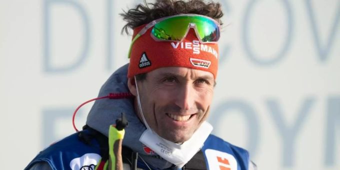 Bleibt trotz durchwachsener Leistungen seiner Schützlinge zuversichtlich: Peter Schlickenrieder. Foto: Sebastian Kahnert/dpa-Zentralbild/dpa Bleibt trotz durchwachsener Leistungen seiner Schützlinge zuversichtlich: Peter Schlickenrieder. Foto: Sebastian Kahnert/dpa-Zentralbild/dpa