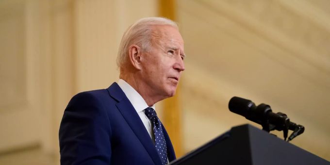 15.04.2021, USA, Washington: Joe Biden, Präsident der USA, spricht im East Room des Weissen Hauses über Russland. US-Präsident Biden