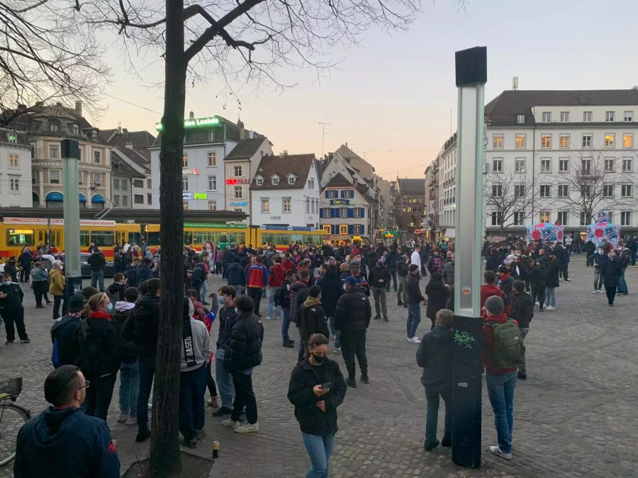 Gemeinsam wollen sie gegen die Führung des FCB «ein Zeichen setzen».