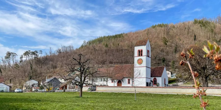 Die Kirche in Lausen.
