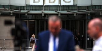 Nach Debatte - BBC gibt sich neue Regeln für Social Media Nach Debatte - BBC gibt sich neue Regeln für Social Media