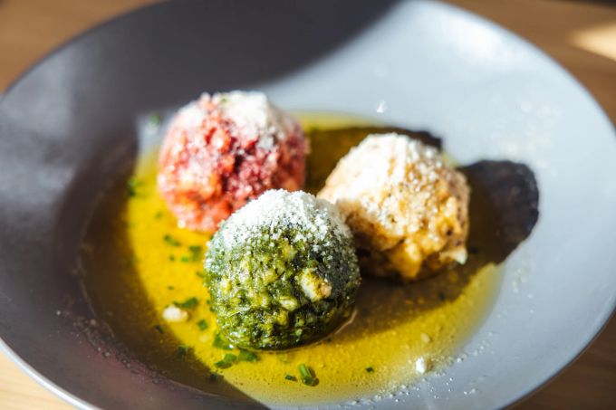 Die Wirte im Kaunertal kochen ihre Spezialitäten bevorzugt mit lokalen Produkten. Knödel Tirol Kaunertal