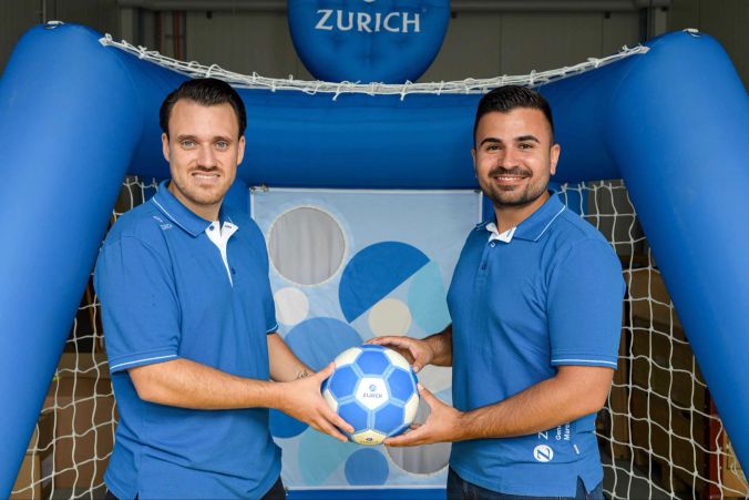 Davide Costa (l) und Ali Cömer repräsentieren die Zurich.