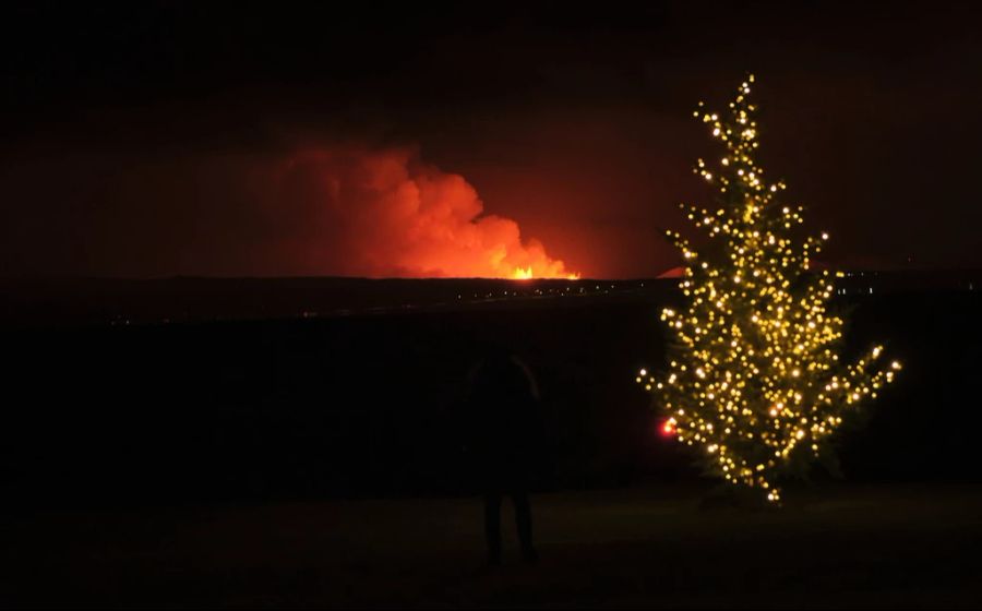 Weihnachten dürfen die Bewohner von Grindavík nicht in ihren Häusern verbringen.