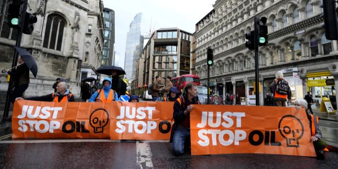 Die Klimaaktivisten der Gruppe Just Stop Oil stören immer wieder Veranstaltungen oder den Verkehr in England. London