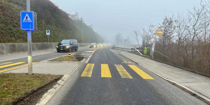 Velofahrer (72) bei Unfall mit Auto in Sarnen OW schwer verletzt. Velofahrer