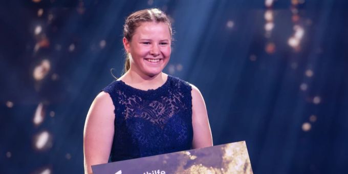 Stefanie Grob wird an den Sports Awards als grösstes Schweizer Nachwuchstalent geehrt. Stefanie Grob