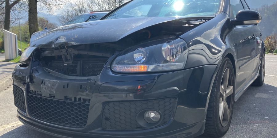 Verkehrsunfall auf der A3 bei Niederurnen