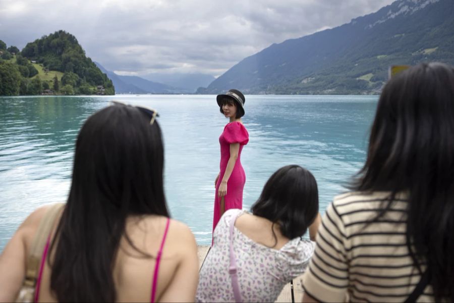 Der Steg in Iseltwald ist bei koreanischen Touristen ein beliebtes Ausflugsziel.