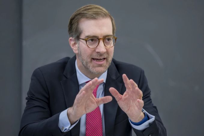 Conradin Cramer ist der Vorstehende des Erziehungsdepartements Basel-Stadt. basel