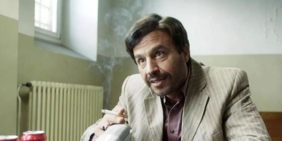 Dar Salim als Rafid Alwan in einer Szene des Films «Curveball - Wir machen die Wahrheit». Foto: Sten Mende/Filmwelt/dpa