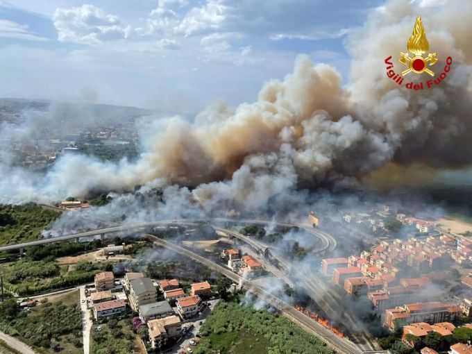 Auch in Italien kommt es wegen der Hitze zu Waldbränden. Hitze